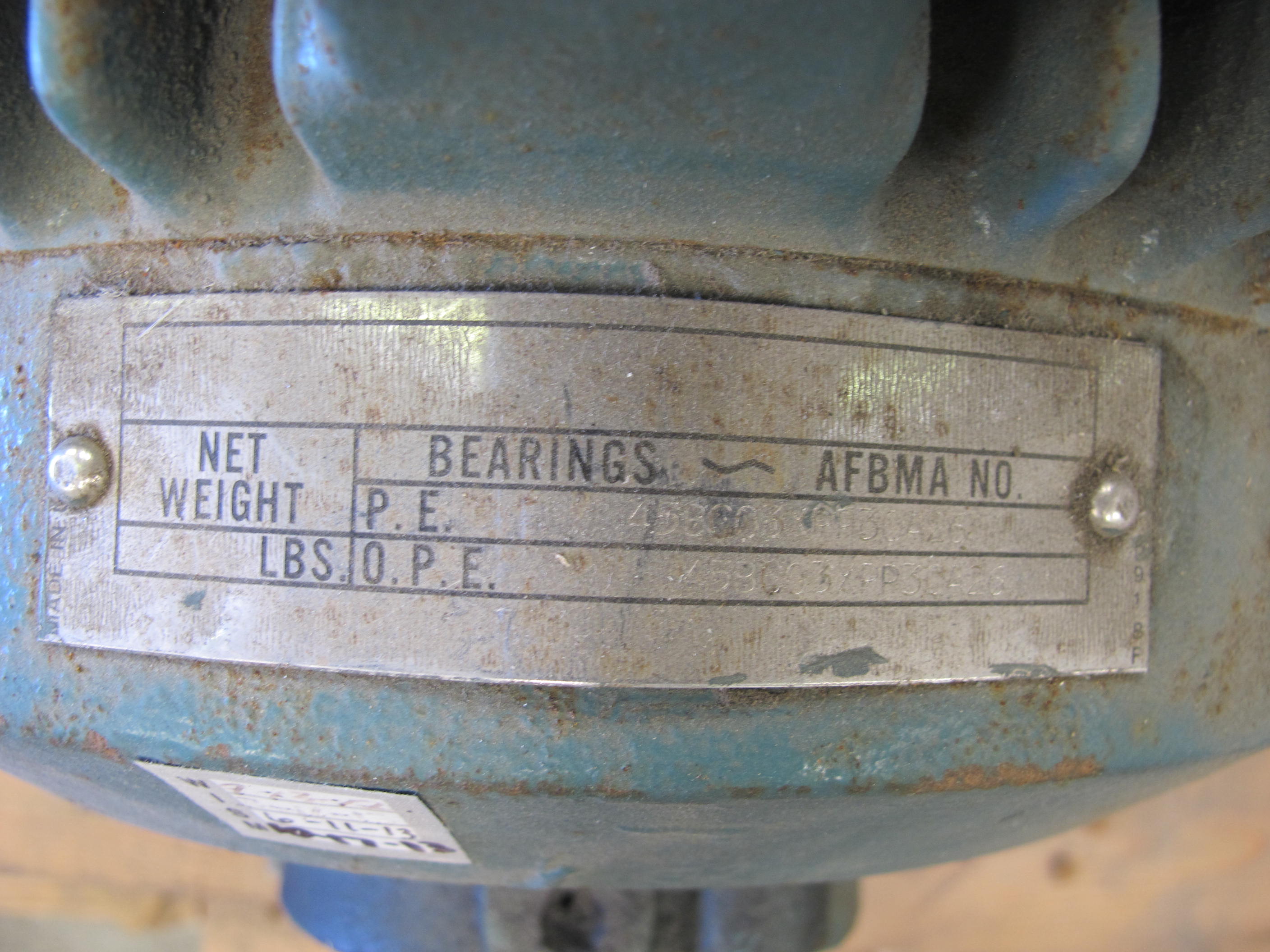 MOTOR, VALVE ACTUATOR TYPE, 19.2 HORSEPOWER, 460VAC 3 PHASE 60HZ ELEC RATING, 150 FT/LB START TORQUE, 3000 RPM, 256TY FRAME, 30 FT/LB RUN TORQUE, 25.7 AMPS, B INSULATION CLASS. SERVICE FACTOR 1.0, 1-1/16" DIA SHAFT WITH SLOT KEY, 195A NEMA LOCKED ROTOR CODE "J", FACE MOUNT, TEMPERATURE CLASS T30, PART # PPL-700-701 (W-44) LOADING & HANDLING FEE $15-